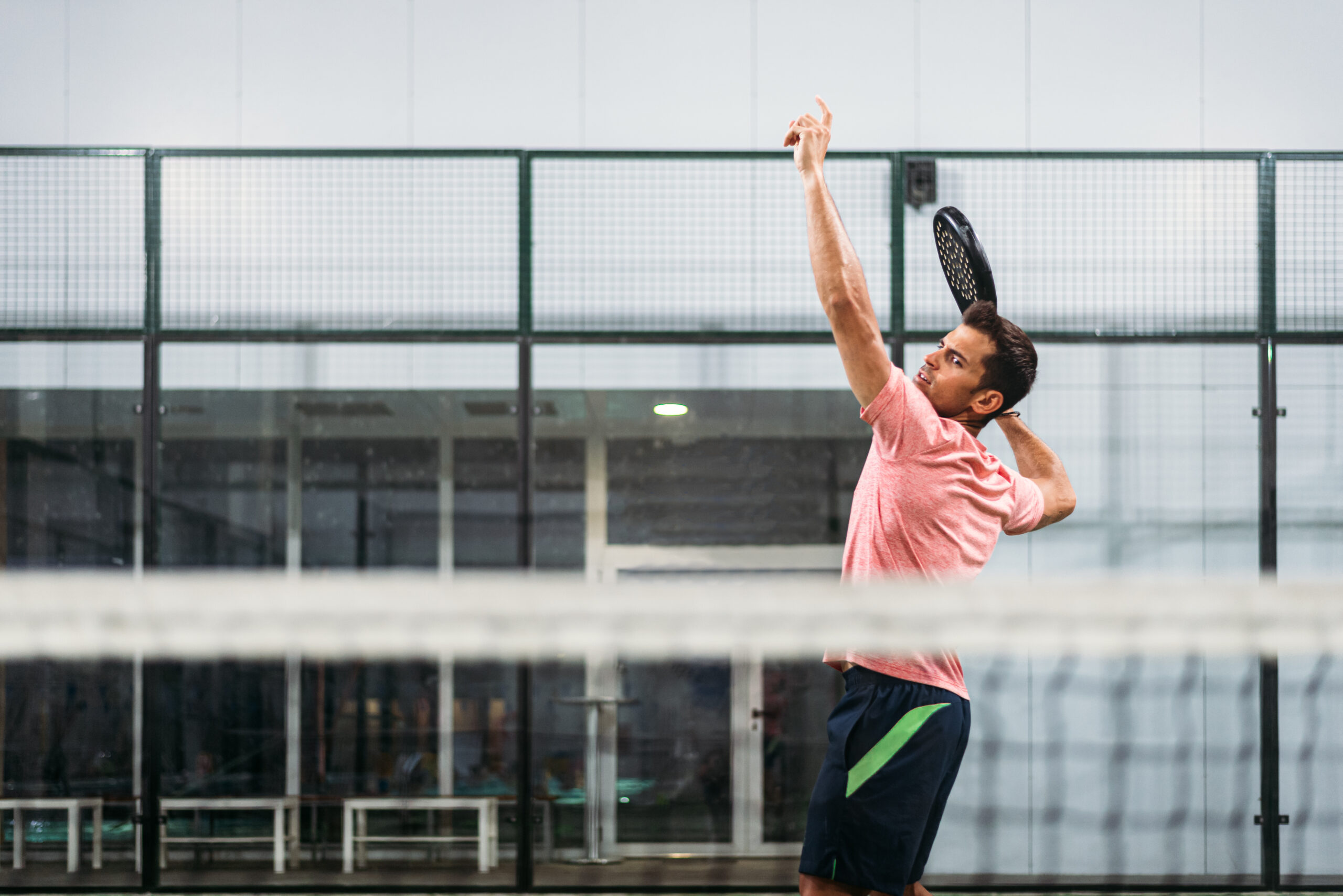 Crescimento do Padel no Brasil: o que explica a expansão das quadras e dos praticantes?